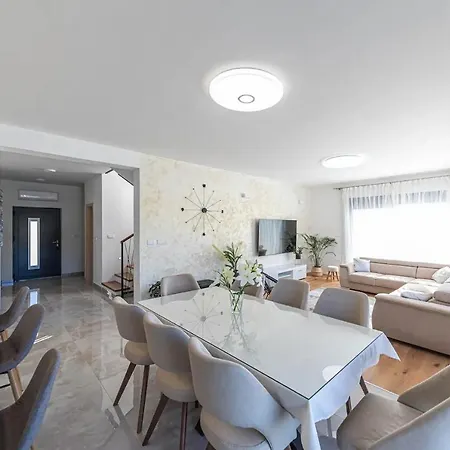 Luxury וילה Primorski Dolac